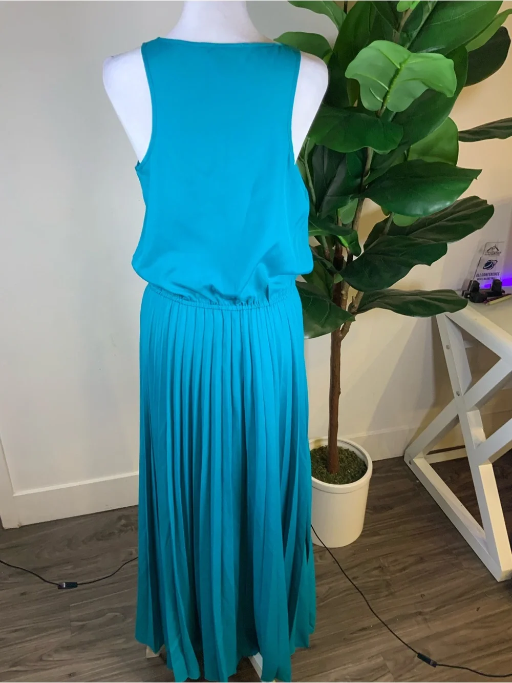 MICHAEL Michael Kors Teal Sleeveless Pleated Maxi Dress
